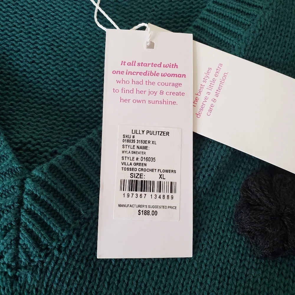 Lilly Pulitzer Wyla Sweater XL Villa Green Tossed Crochet Flowers VNeck Knit Pom